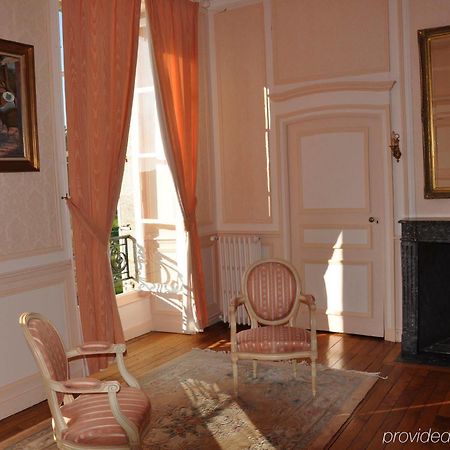 Chateau De La Foltiere Apartamento Saint-Germain-en-Coglès Habitación foto